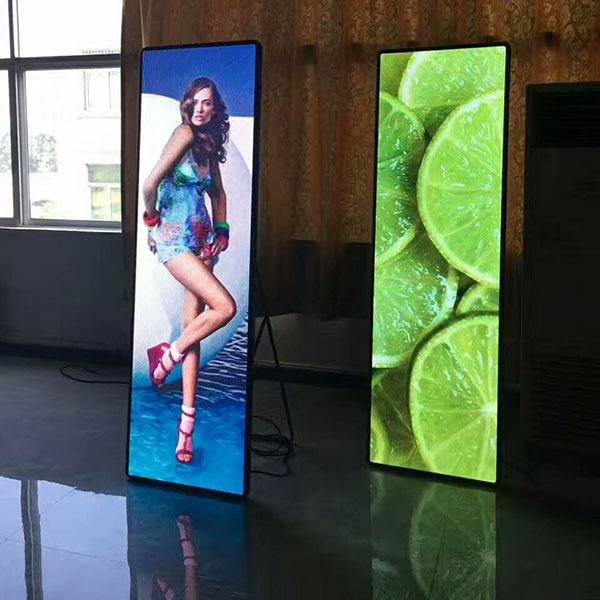 P2小間距高清電子海報鏡子易拉寶LED廣告機